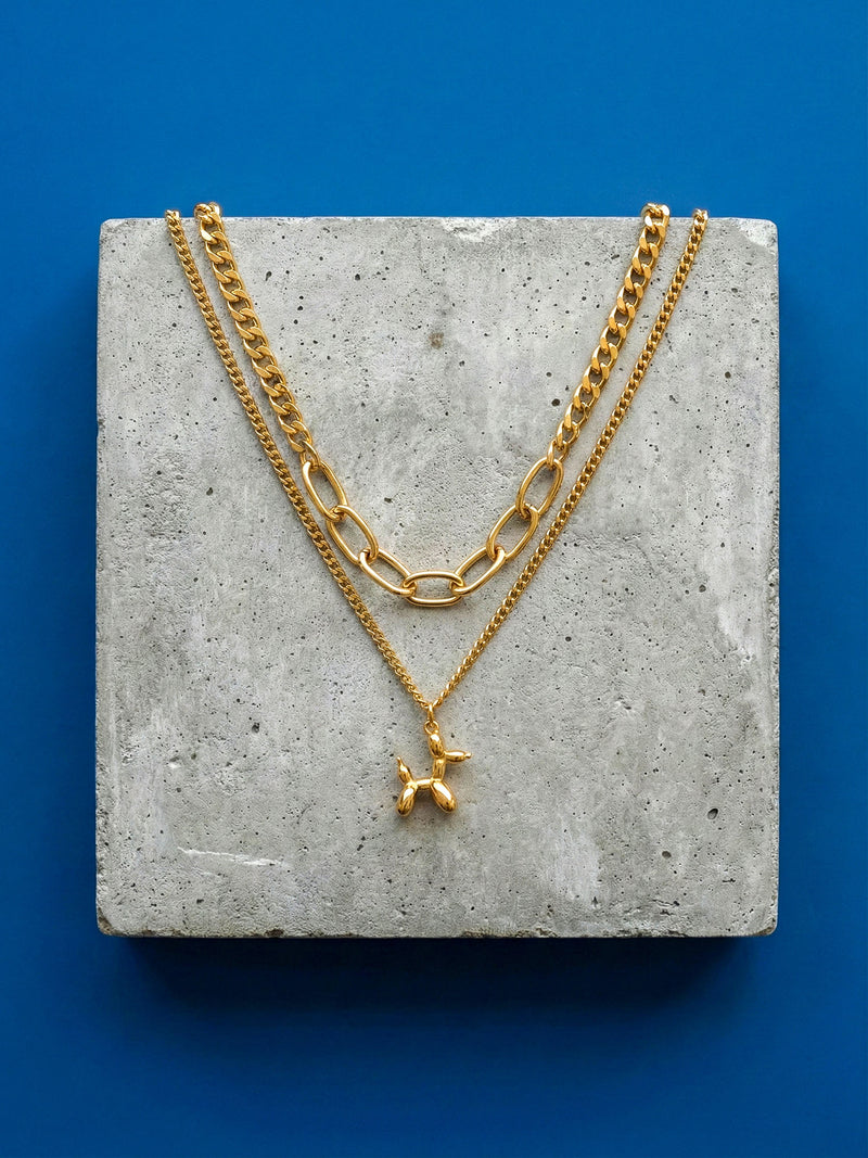 Ballonhund Layer-Kette -Detail – 18K vergoldete zweischichtige Kette mit Ballonhund-Charm