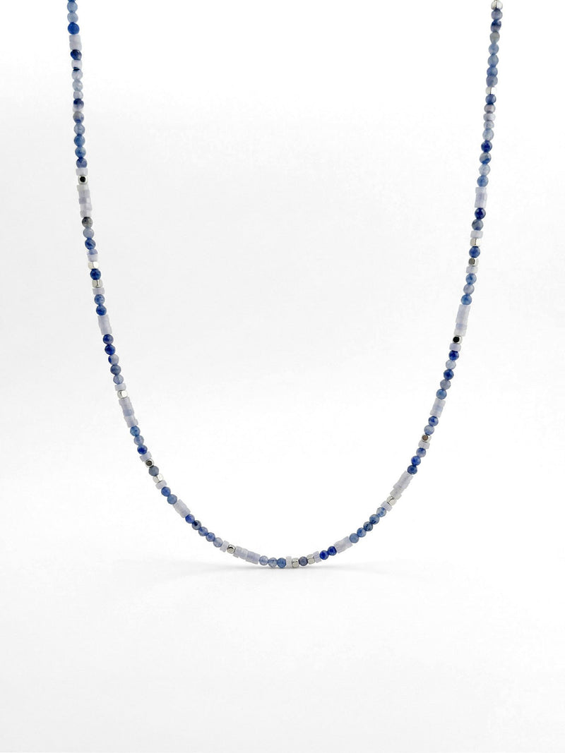 Kette Blauviolett Naturstein – Produktbild auf weissem Hintergrund, Naturstein Halskette, Boho Schmuck
