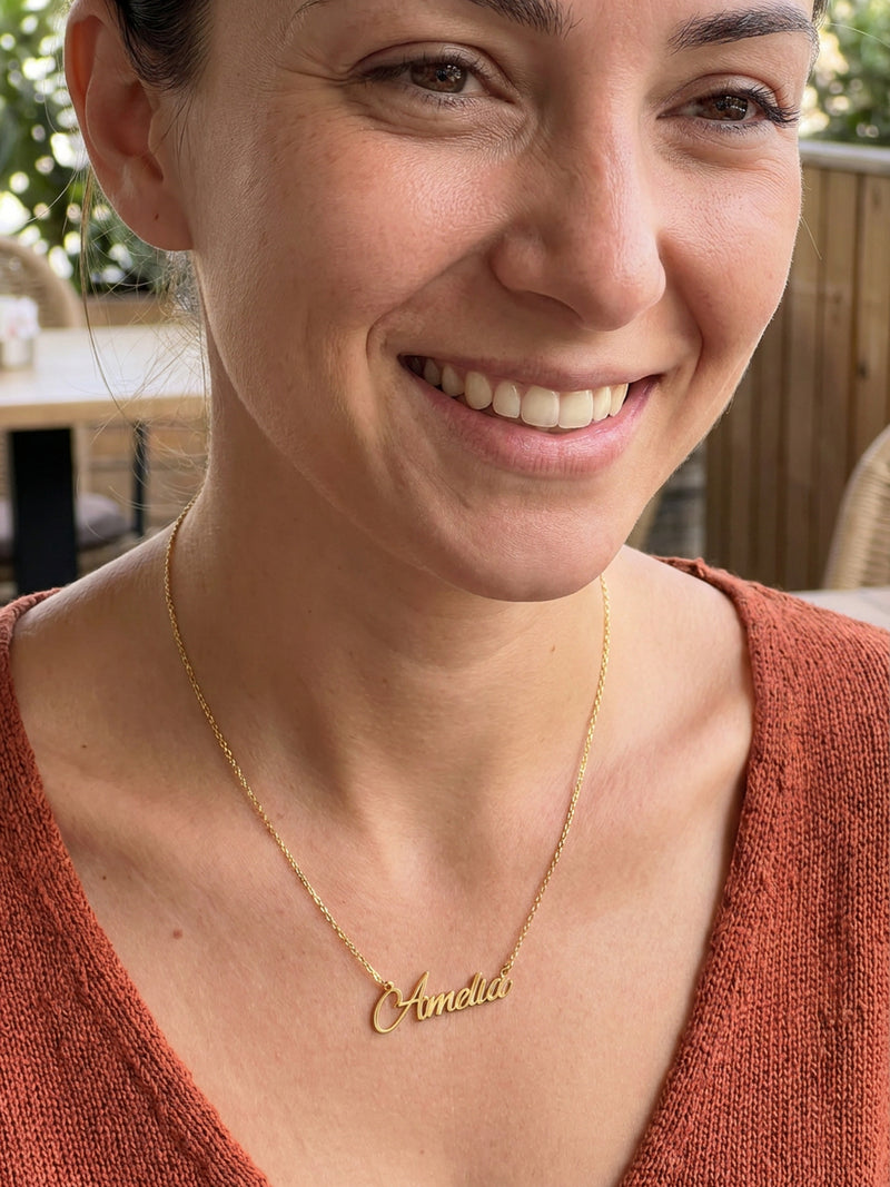 Personalized name jewelry – Handmade necklace with gift box