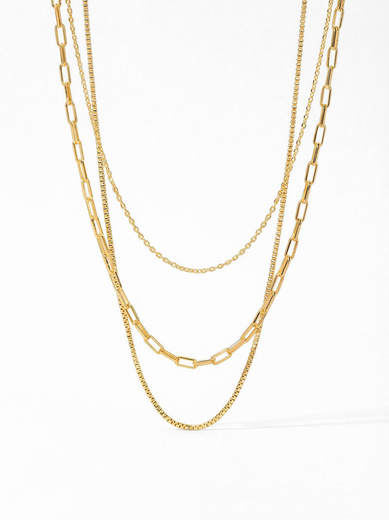 Kette Herringbone Kette Gold Produktbild auf weissem Hintergrund – 18K vergoldet