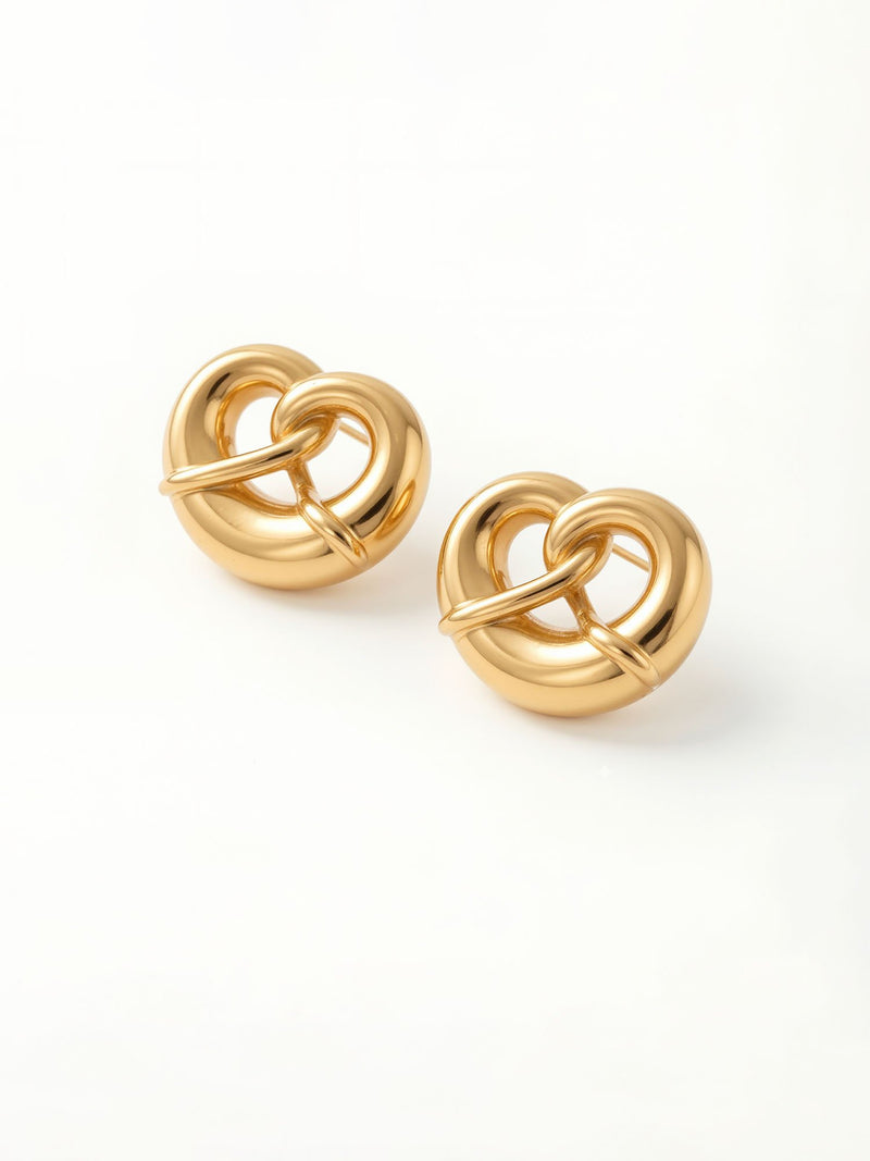 Knoten Gold Ohrringe 01 – auf weissem Hintergrund