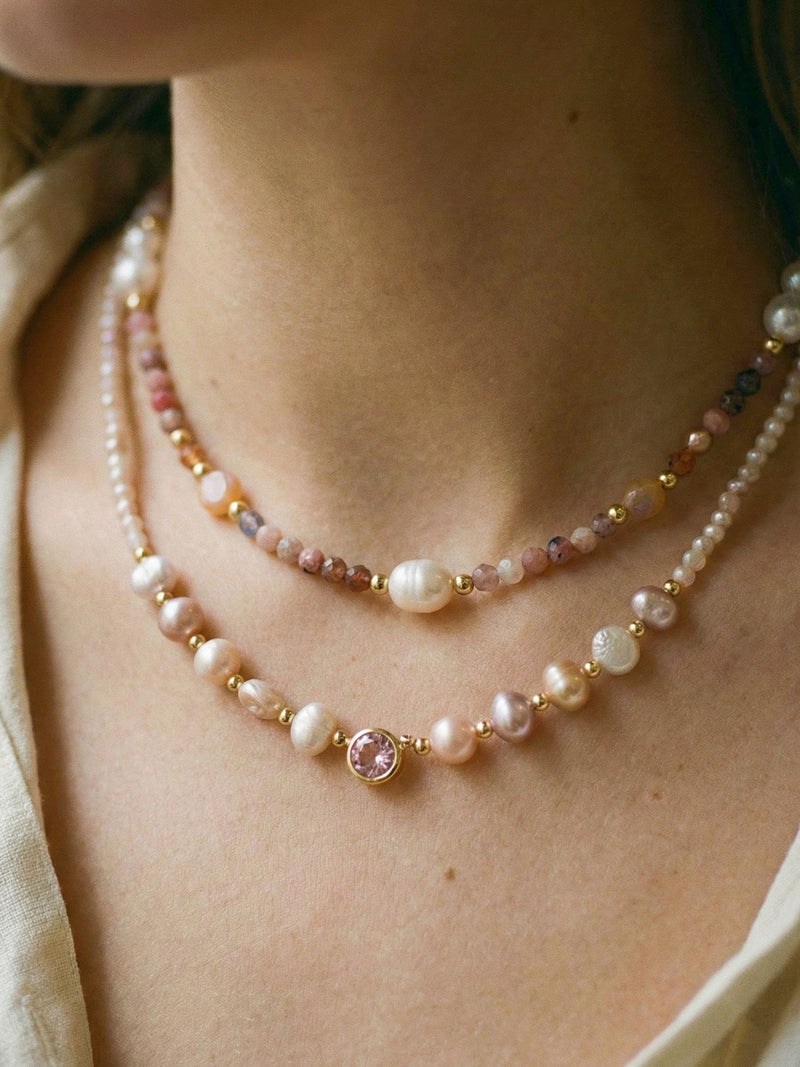 Onyx Weiss Kette 02 – auf weissem Hintergrund
