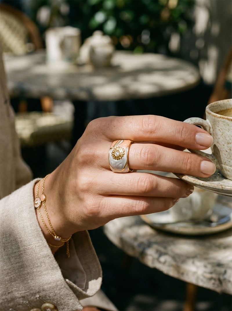 Ring Émaille Floral – Blüten-Émaille Coral – Detailansicht