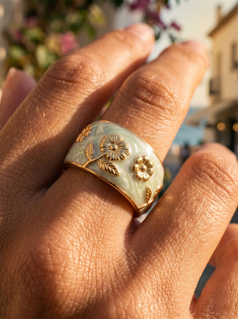Ring Émaille Floral – Blüten-Émaille Mint – Lifestyle-Foto