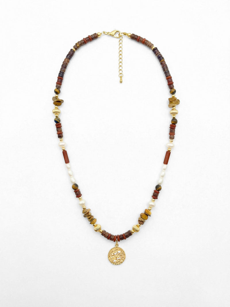 Kette Roter Jaspis Perlen – Produktbild auf weissem Hintergrund, Naturstein Halskette, Boho Schmuck