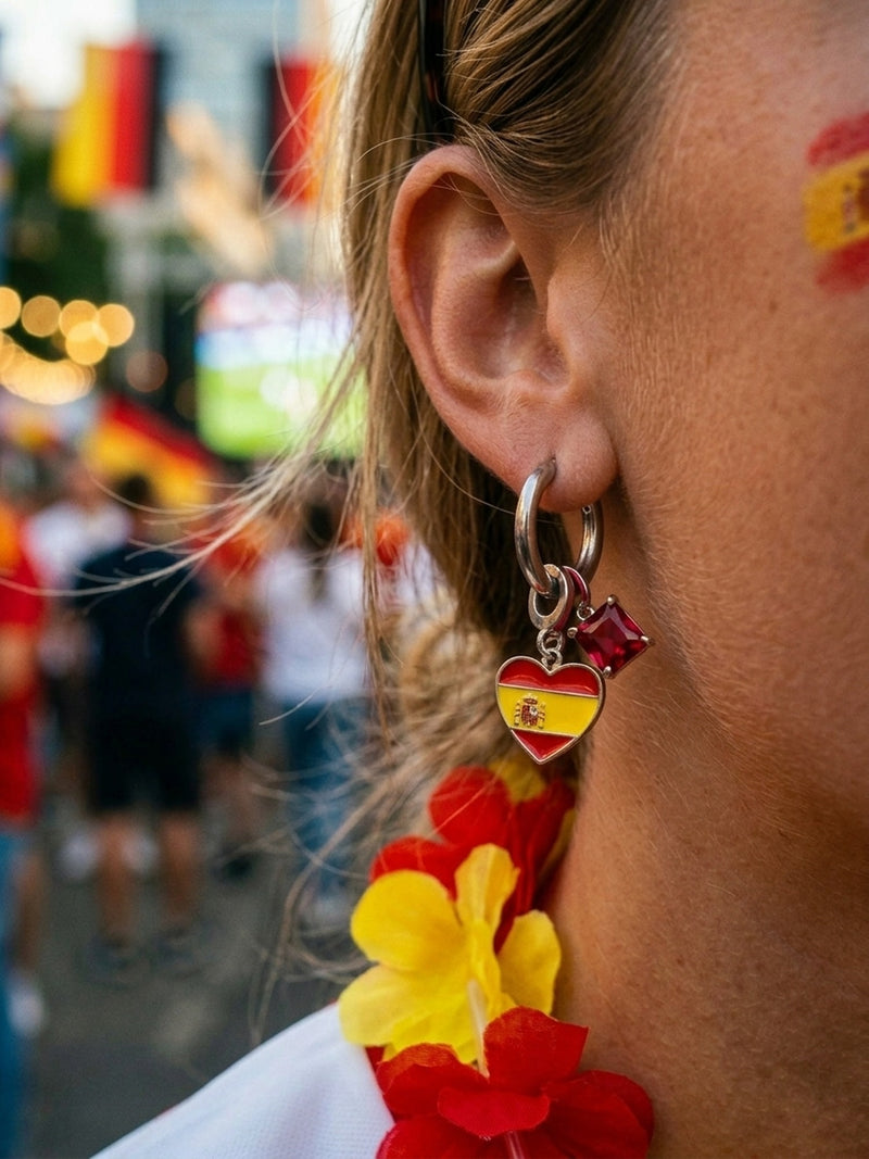 Ohrringe WM 2026 – Fußball Fan Ohrringe mit Nationalflagge – Spanien – Lifestyle 3