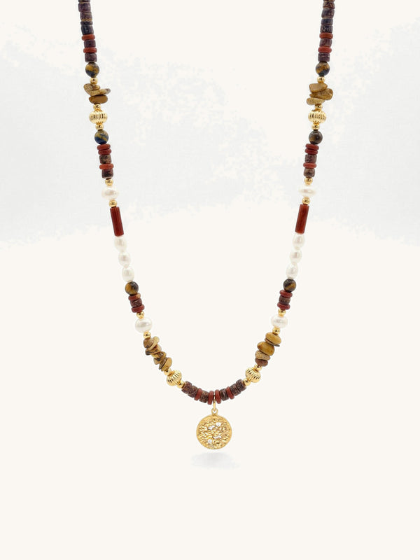 Kette Roter Jaspis Perlen – Produktbild auf weissem Hintergrund, Naturstein Halskette, Boho Schmuck