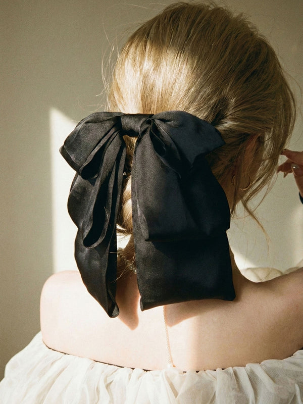 Grande Schleife - Oversized Satin-Haarklammer