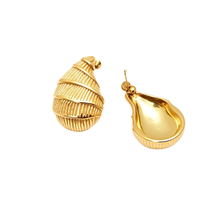 Golden Shell earrings