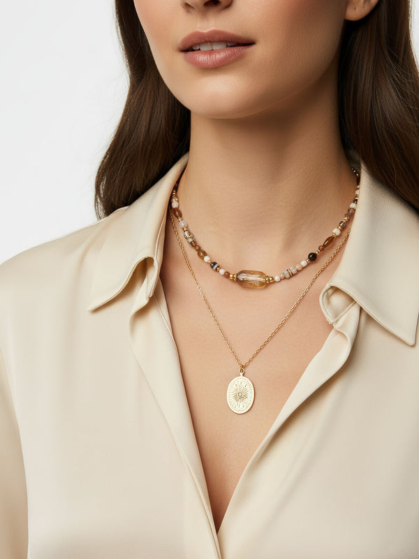 Kette Amberlicht – mit goldenem Talisman