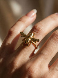 Ring Bienenkönigin – Detailansicht 6