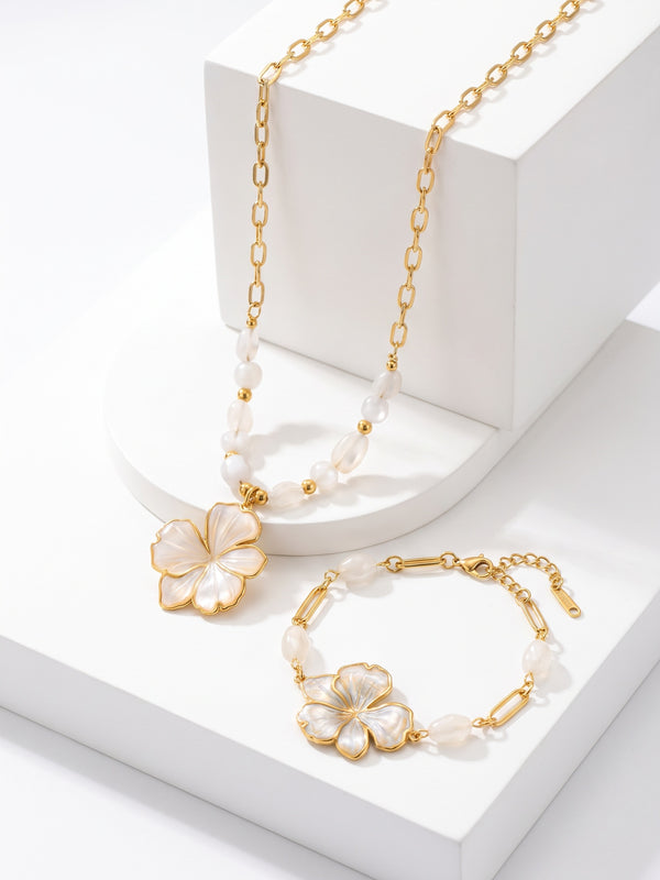 Schmuckset Flor Alba – Kette & Armband mit Blüten