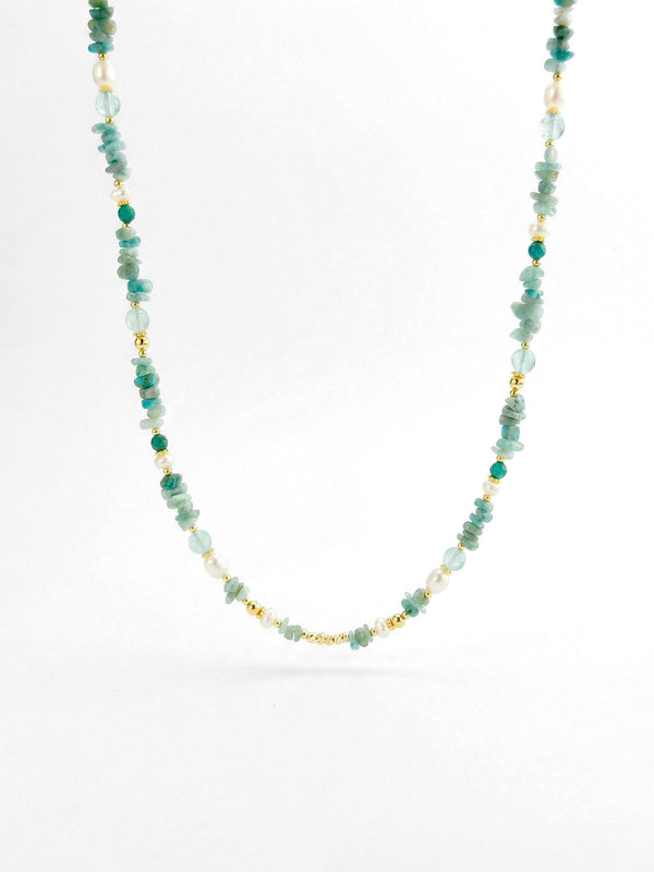Kette Amazonit Splitter – Produktbild auf weissem Hintergrund, Naturstein Halskette, Boho Schmuck