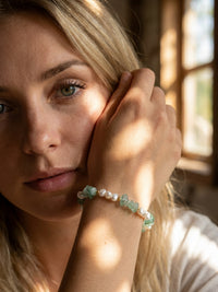 Armband Perlenmeer Apatit – Lifestyle-Foto