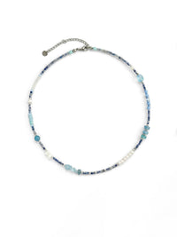 Kette Blaustreifenstein Wuerfel – Produktbild auf weissem Hintergrund, Naturstein Halskette, Boho Schmuck