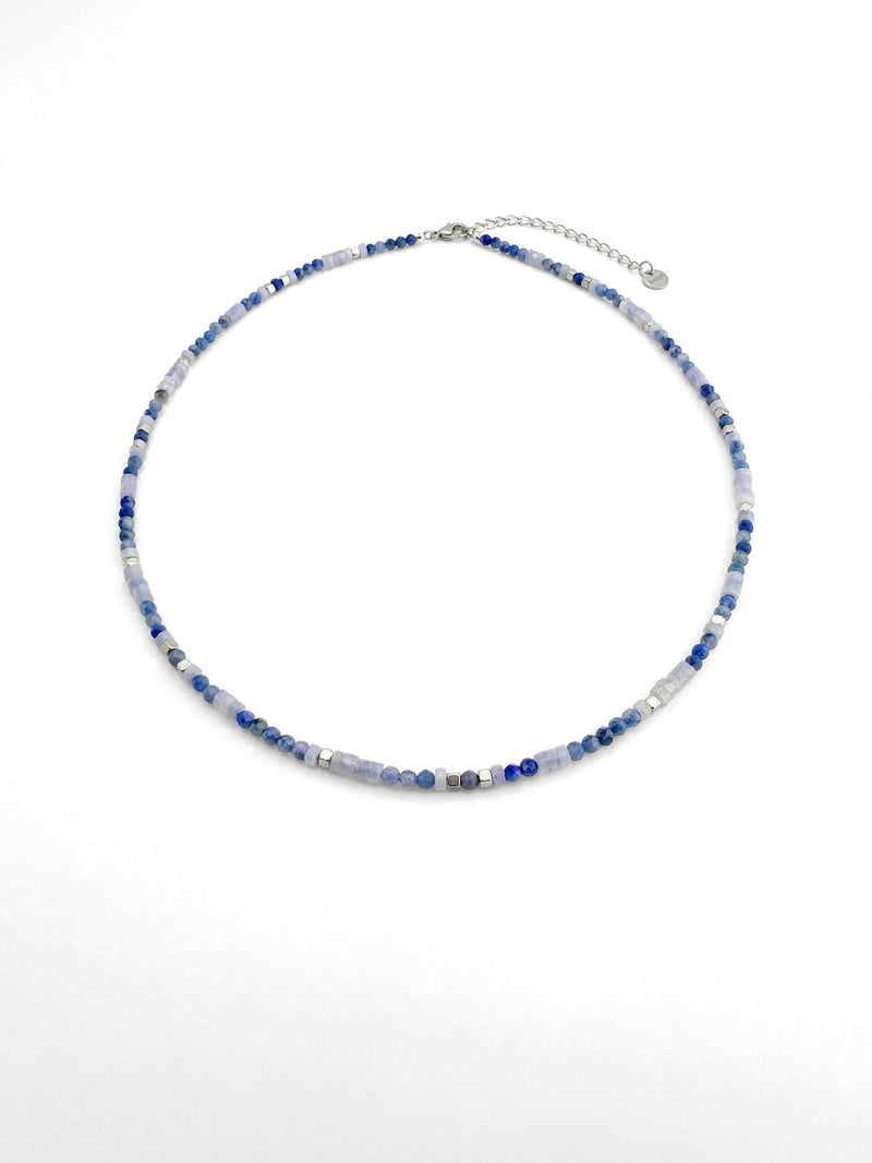 Kette Blauviolett Naturstein – Produktbild auf weissem Hintergrund, Naturstein Halskette, Boho Schmuck