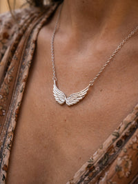 Kette Dackel Love – Dackel Halskette, silberfarben – Detailaufnahme, Nahaufnahme