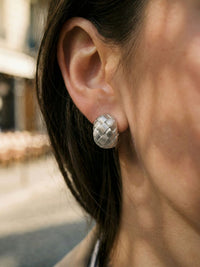 Geflochten Silber Ohrringe 03 – auf weissem Hintergrund