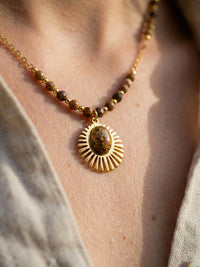 Kette Helios - Sonnenanhaenger Detailaufnahme