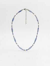 Kette Hellblau Amethyst – Produktbild auf weissem Hintergrund, Naturstein Halskette, Boho Schmuck