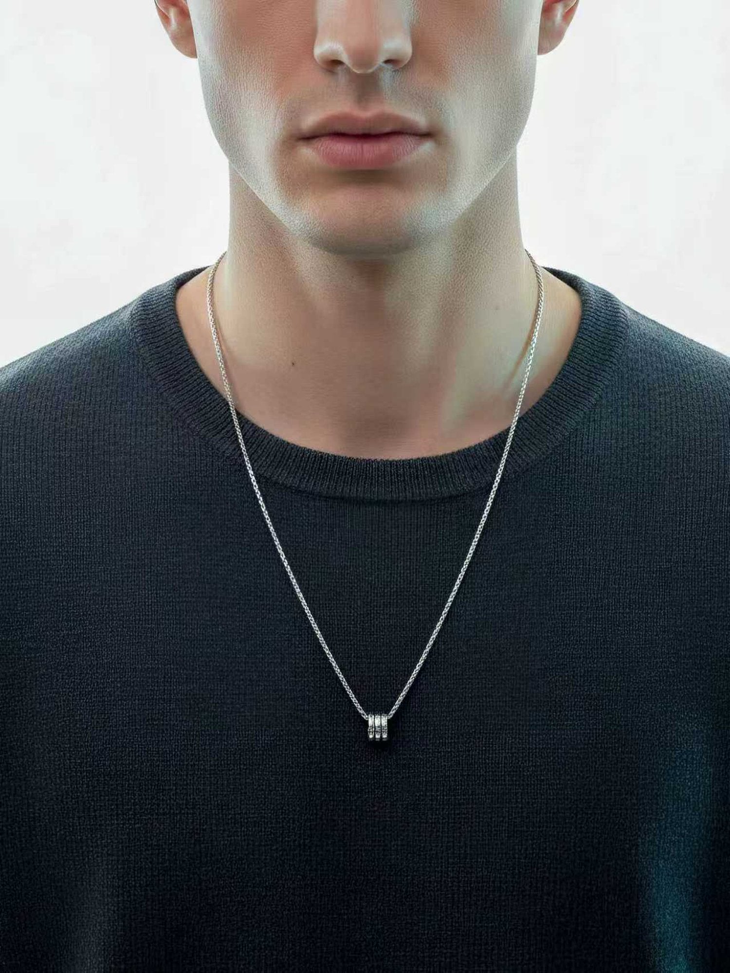 Herren Gliederkette Streetstyle Silber - Mann trägt Hip-Hop Kette - Frontalansicht