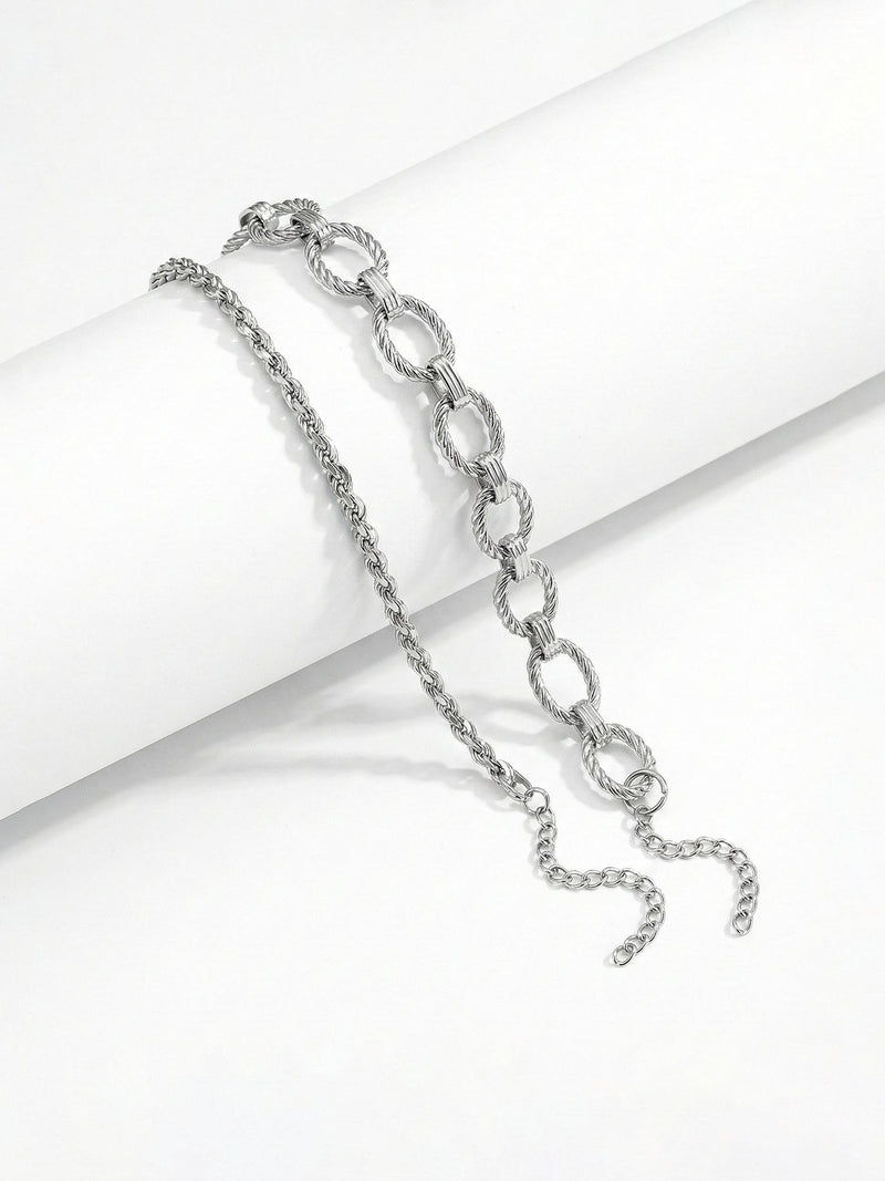 Iron Embrace Herrenarmband Produktbild auf weissem Hintergrund – Edelstahl, Silber