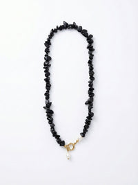 Midnight Pearl Obsidian Kette mit Süßwasserperle von Nemomatheo – Handgefertigte schwarze Naturstein-Halskette mit 18K vergoldetem Verschluss