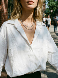 Kette Seil & Schlange Kette Silber Lifestyle-Foto im Alltag – Edelstahl