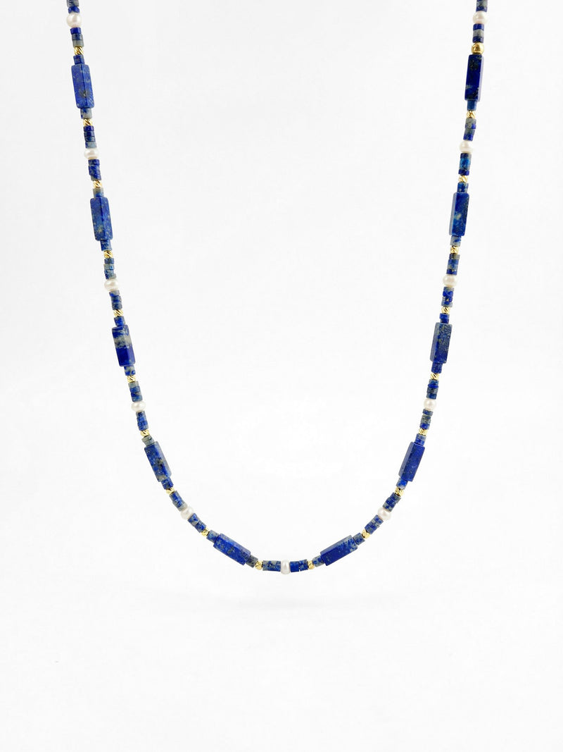 Kette Lapislazuli Blau – Produktbild auf weissem Hintergrund, Naturstein Halskette, Boho Schmuck