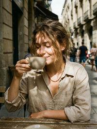 Kette Naturstein Neu – von Model getragen, Boho Halskette Styling im Alltag