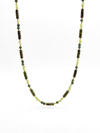 Kette Naturstein Pur – Produktbild auf weissem Hintergrund, Naturstein Halskette, Boho Schmuck