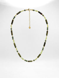 Kette Naturstein Pur – Produktbild auf weissem Hintergrund, Naturstein Halskette, Boho Schmuck