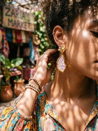 Ohrringe Moonglow Baroque – Nahaufnahme
