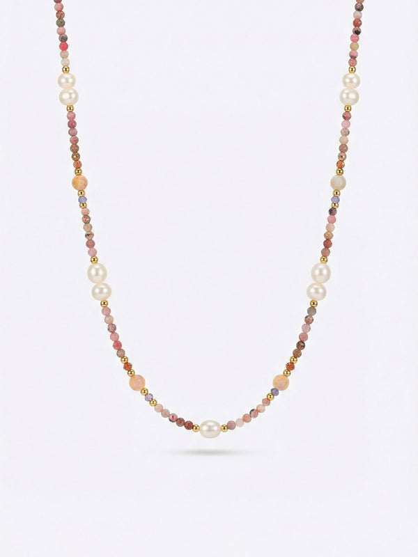 Onyx Weiss Kette 01 – auf weissem Hintergrund