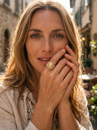 Ring Émaille Floral – Blüten-Émaille Coral – Detailansicht