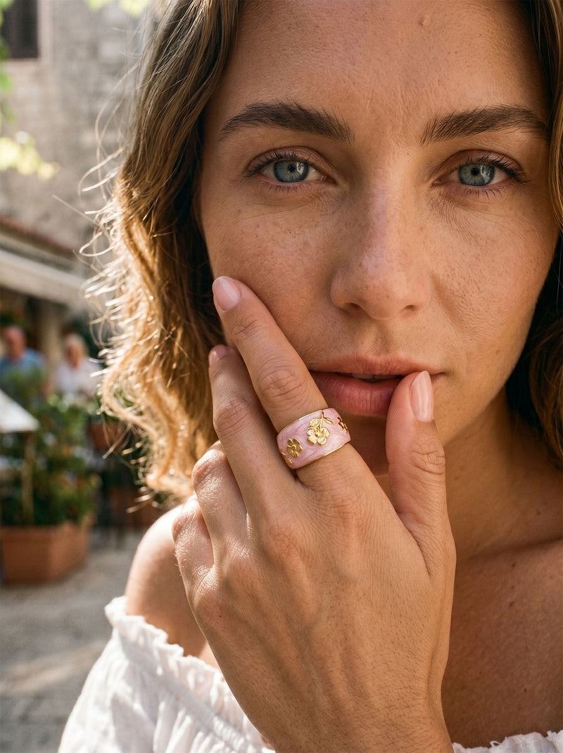 Ring Émaille Floral – Blüten-Émaille Rosé – Detailansicht