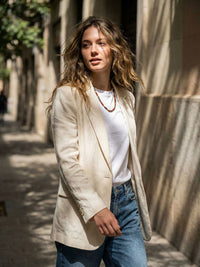 Kette Roter Jaspis Tigerauge – von Model getragen, Boho Halskette Styling im Alltag
