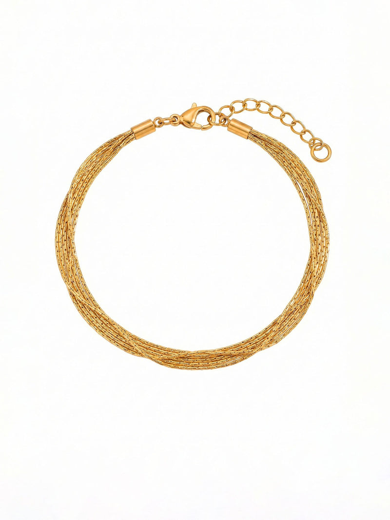 Silk Chains Armband – Fuenflagiges goldenes Armband aus feinen Ketten, 18K vergoldet, weisser Hintergrund