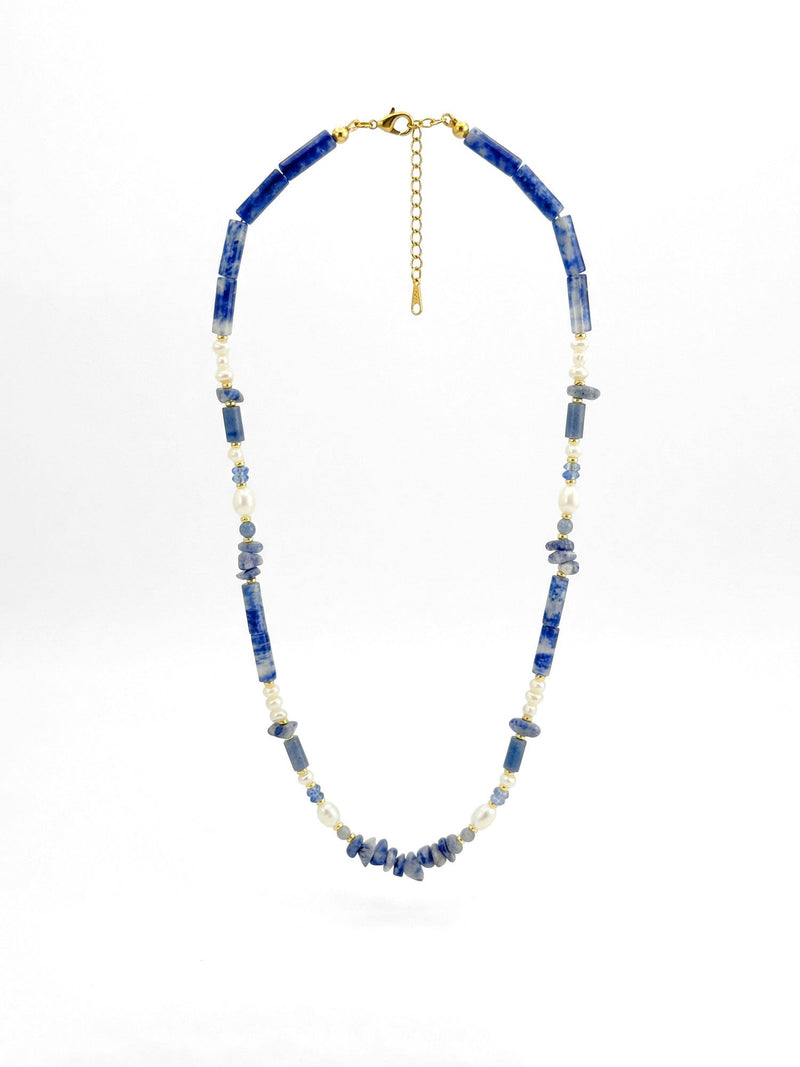 Kette Splitter Perlen – Produktbild auf weissem Hintergrund, Naturstein Halskette, Boho Schmuck