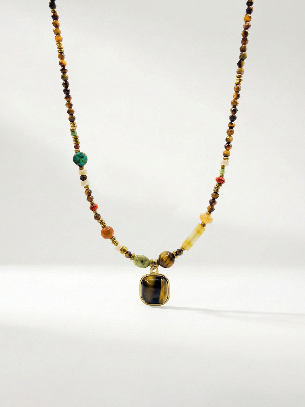Tiger eye stone necklace 01 – on white background