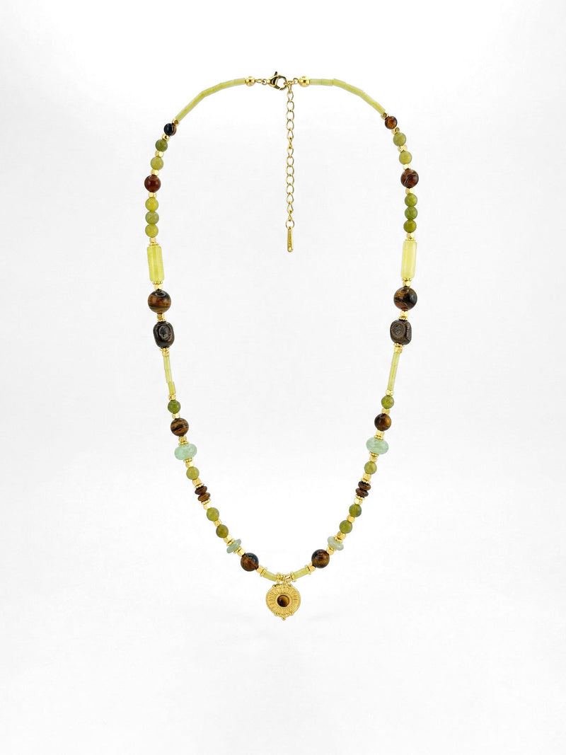 Kette Tigerauge Tropfen Anhaenger – Produktbild auf weissem Hintergrund, Naturstein Halskette, Boho Schmuck