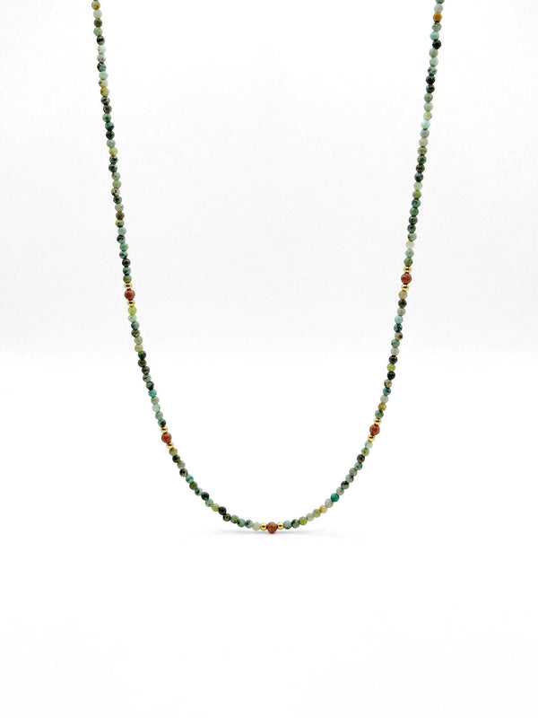 Kette Tuerkis Goldsand – Produktbild auf weissem Hintergrund, Naturstein Halskette, Boho Schmuck