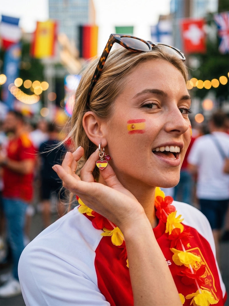 Ohrringe WM 2026 – Fußball Fan Ohrringe mit Nationalflagge – Spanien – Lifestyle 4
