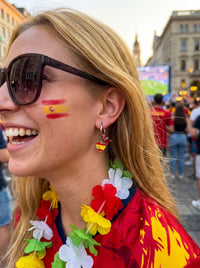Ohrringe WM 2026 – Fußball Fan Ohrringe mit Nationalflagge – Spanien – Lifestyle 6