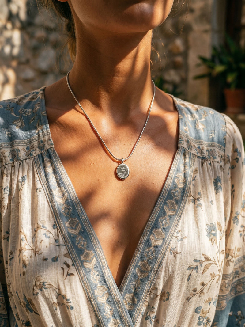 Kette Adorable mit Gravur-Anhänger Silber – Nahaufnahme Anhänger