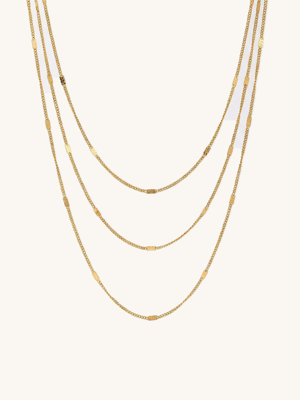 Kette Paperclip Kette Gold Produktbild auf weissem Hintergrund – 18K vergoldet